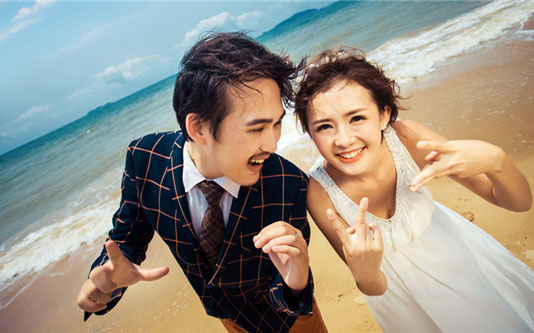 怎样摆poss才可以拍出完美婚照？
